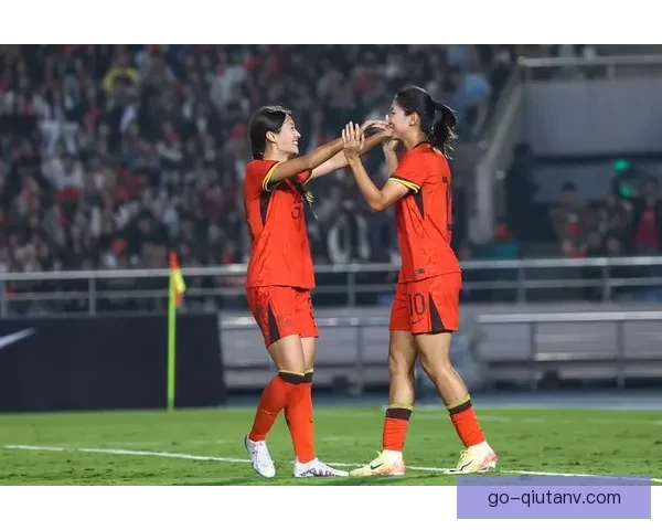 中国女足对阵英格兰比赛全解析精彩瞬间与战术分析