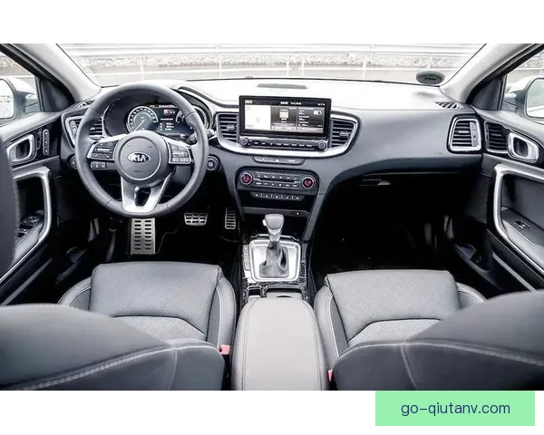 温莎快车111-96KW泰坦高性能动力与豪华设计全解析